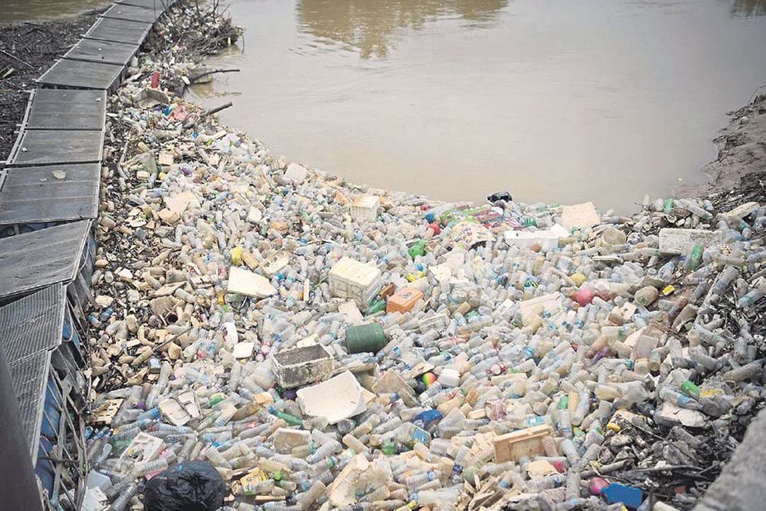 Study: Malaysia Pollutes Oceans with the 5th Highest Mismanaged Waste Rate